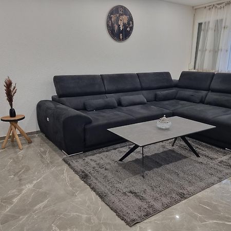 Apartment Sasu Friedrichshafen Esterno foto